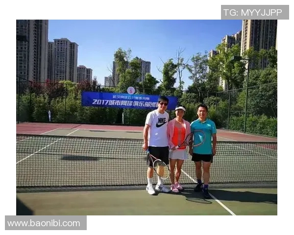 重庆网球队与武汉网球队赛后复盘分析比赛经验与教训总结
