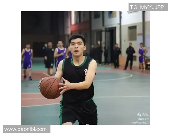 重庆篮球队总决赛精彩表现解析展现团队力量与拼搏精神