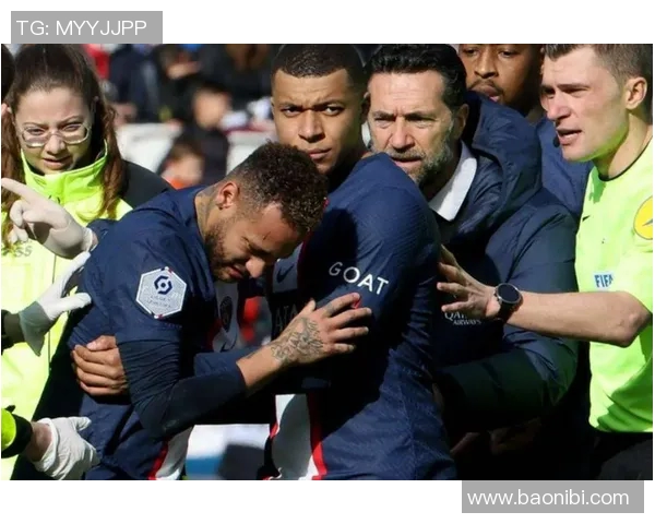 内马尔再度受伤影响巴黎欧冠前景球队前途堪忧