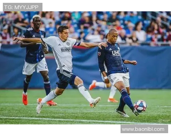 科罗拉多队与芝加哥火队的激烈对决展现足球魅力与团队精神 科罗拉多队与芝加哥火队的激烈对决展现足球魅力与团队精神