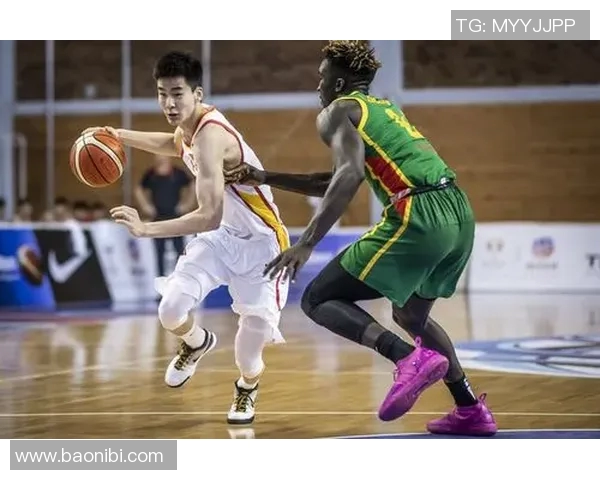 西班牙男篮与塞内加尔激战正酣争夺国际篮球赛荣耀之巅