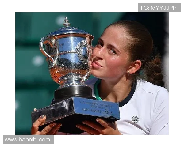 迈尼昂：从青涩小将到世界顶级门将的成长之路