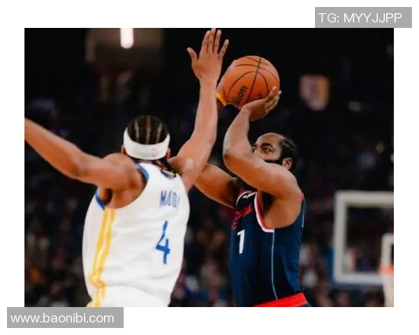 勇士与快船激战正酣赛场精彩瞬间回顾与分析